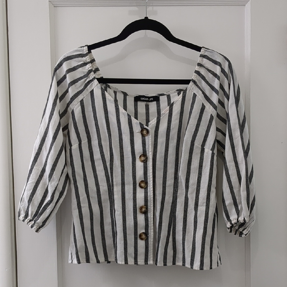 Urban Outfitters Black and White Boxy 3/4 Sleeve Blouse